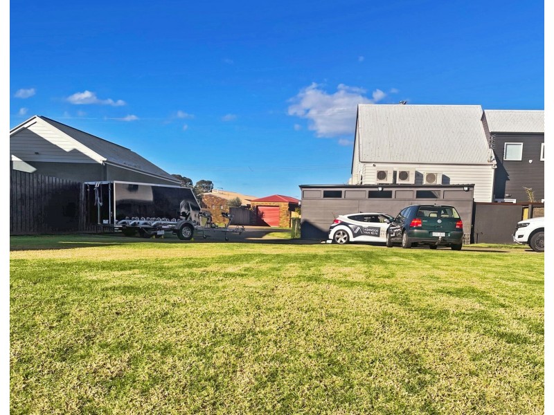 9 Fort King Place, Paynesville VIC 3880