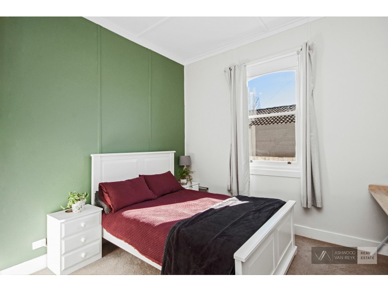 114 Main Rd, Paynesville VIC 3880