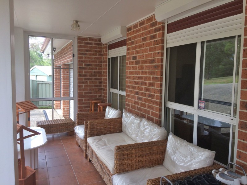 4 Berrima Parade, Surfside NSW 2536