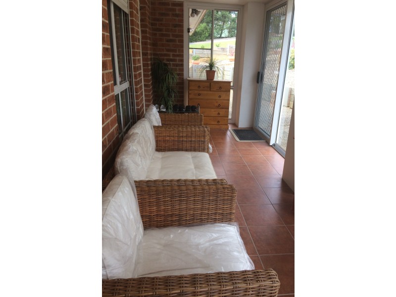 4 Berrima Parade, Surfside NSW 2536