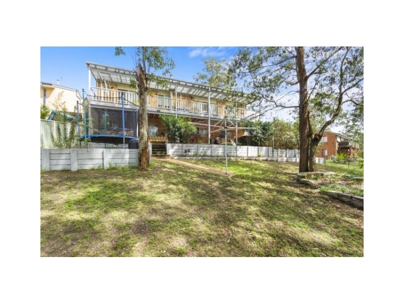 16 Karoola crescent, Surfside NSW 2536