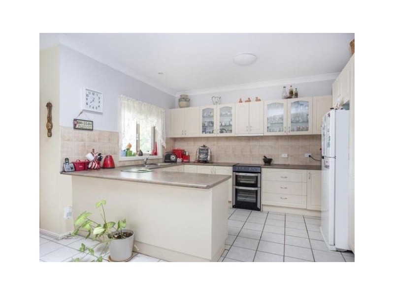 45 Berrima Parade, Surfside NSW 2536