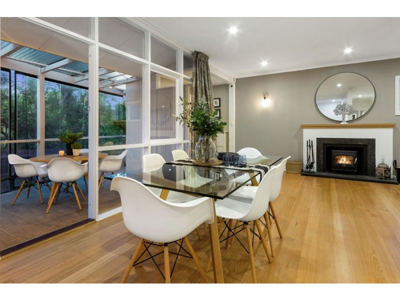 2 Rosalind Crescent, Blackburn, Blackburn VIC 3130
