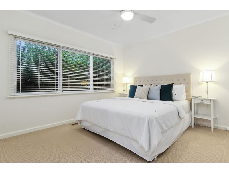2 Rosalind Crescent, Blackburn, Blackburn VIC 3130