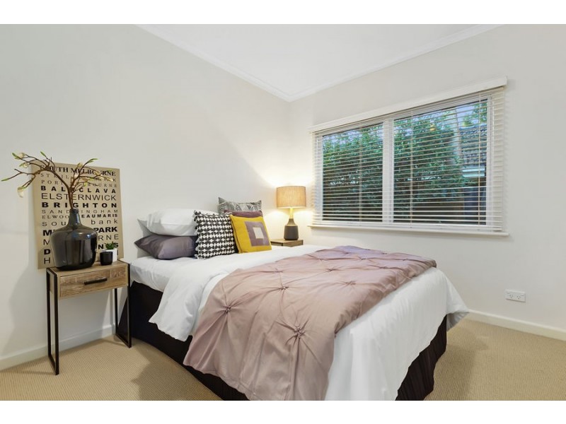 2 Rosalind Crescent, Blackburn, Blackburn VIC 3130