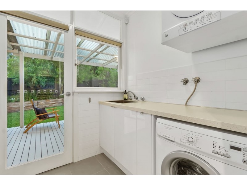 2 Rosalind Crescent, Blackburn, Blackburn VIC 3130