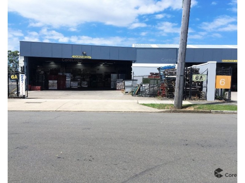 A + B / 6 The Crescent, Kingsgrove NSW 2208