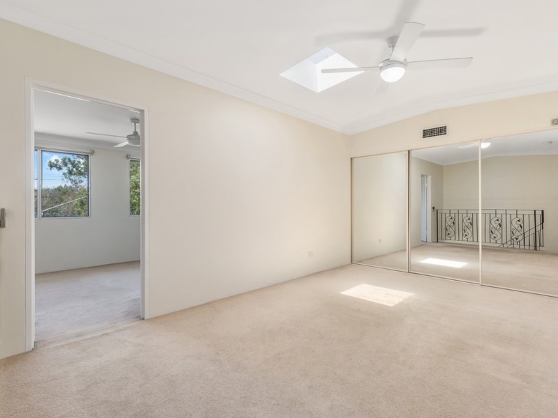 2/108 Penshurst Street, Willoughby NSW 2068