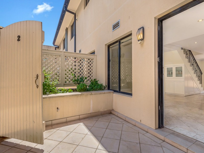 2/108 Penshurst Street, Willoughby NSW 2068