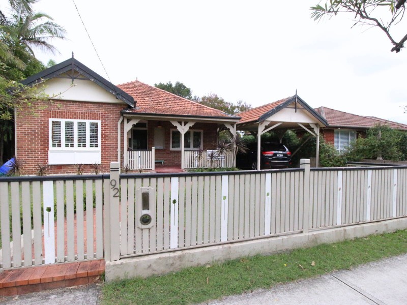 92 Warrane Road, Willoughby NSW 2068