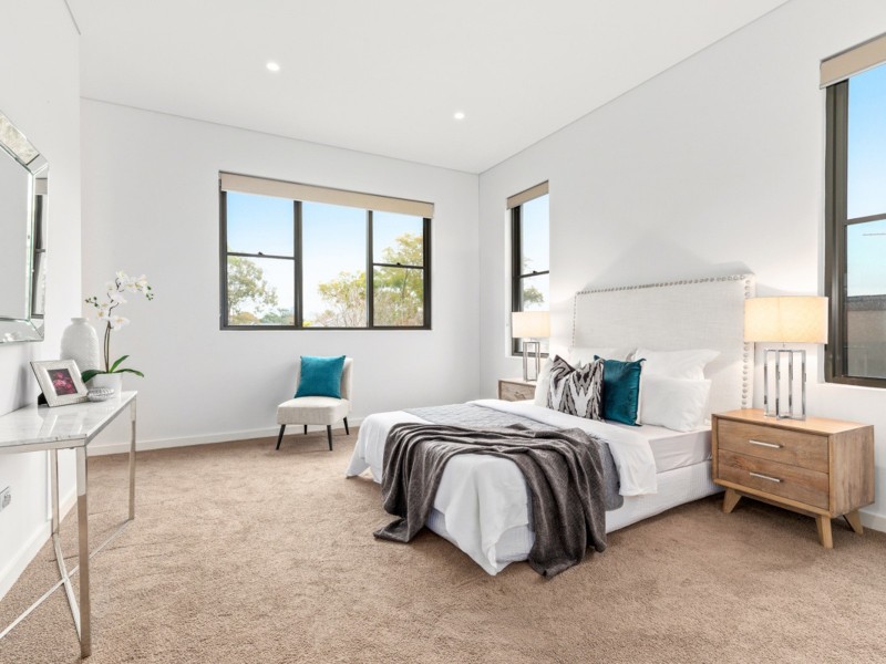 2 Charles Street, Castlecrag NSW 2068