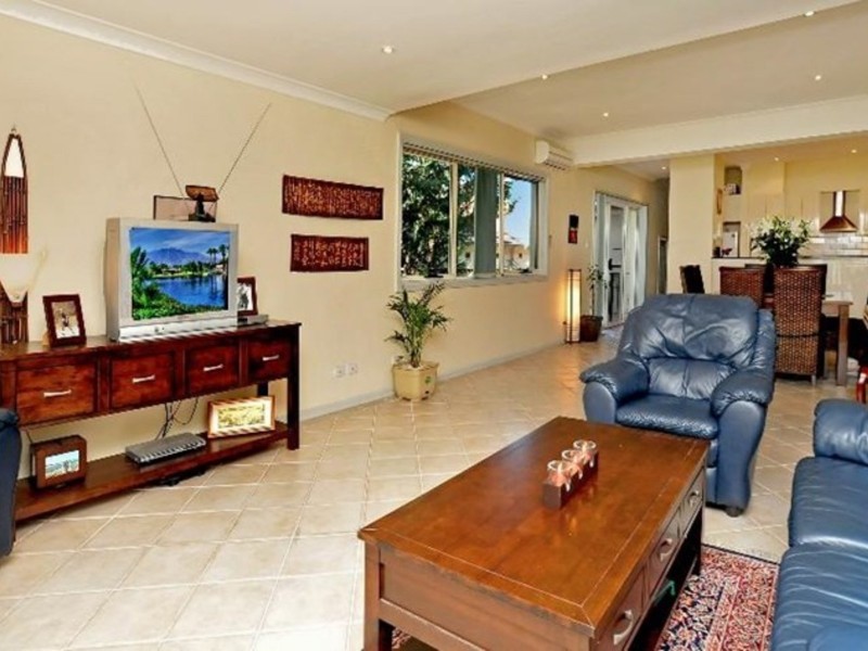 13 Walter St, Willoughby NSW 2068