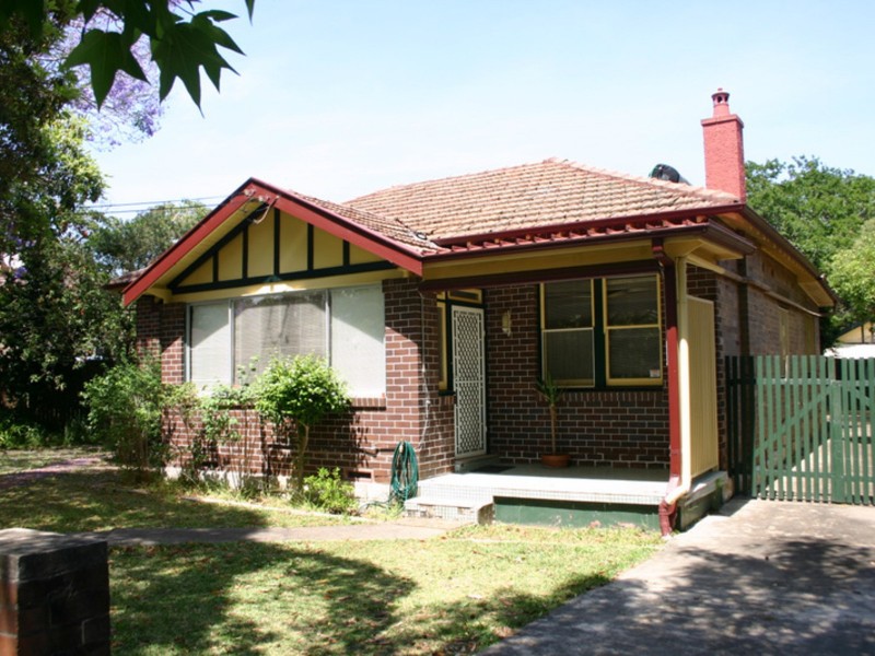 2 Hollywood Cres, Willoughby NSW 2068