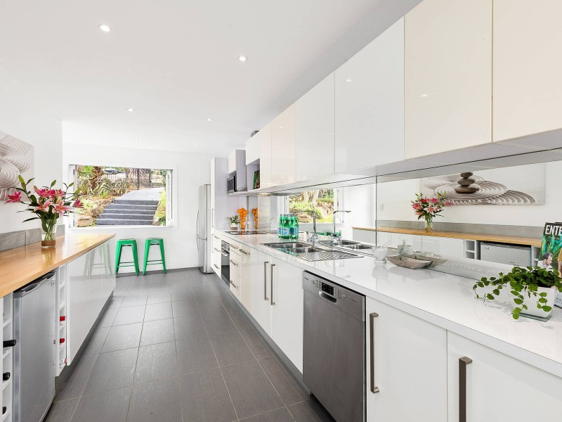 21 Edinburgh Road, Forestville NSW 2087