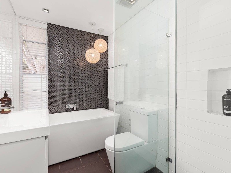 21 Edinburgh Road, Forestville NSW 2087