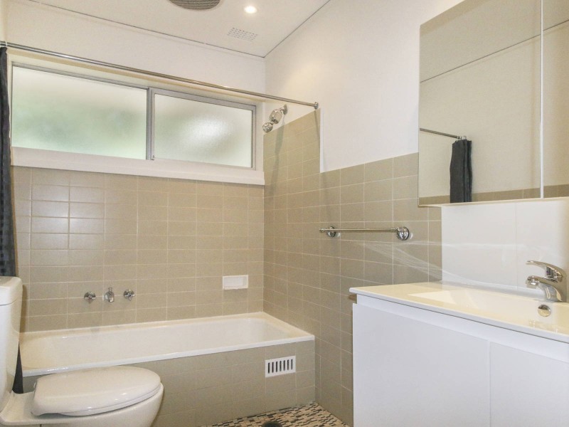 25 Greendale Ave, Frenchs Forest NSW 2086