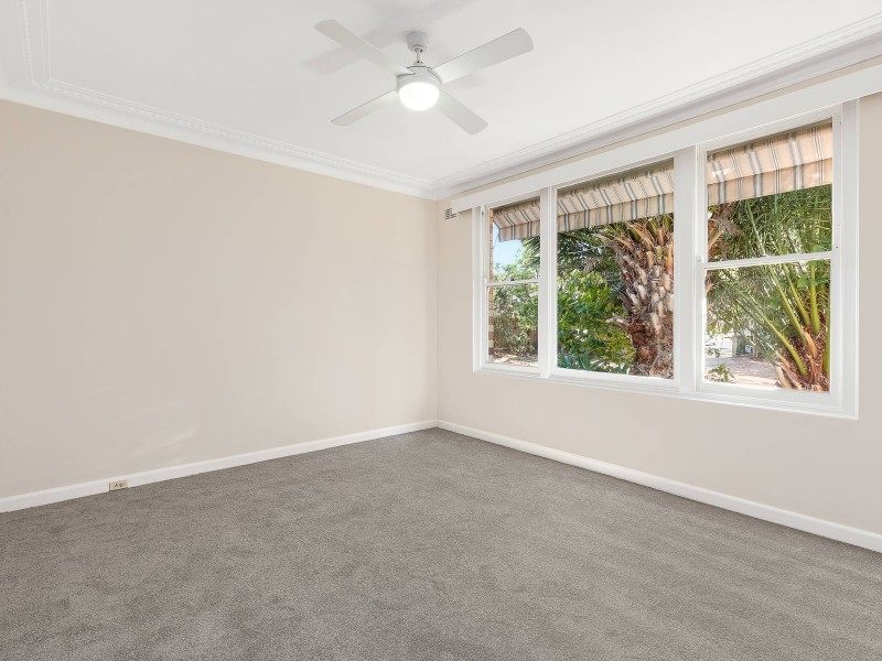 11 Wilona Ave, Greenwich NSW 2065