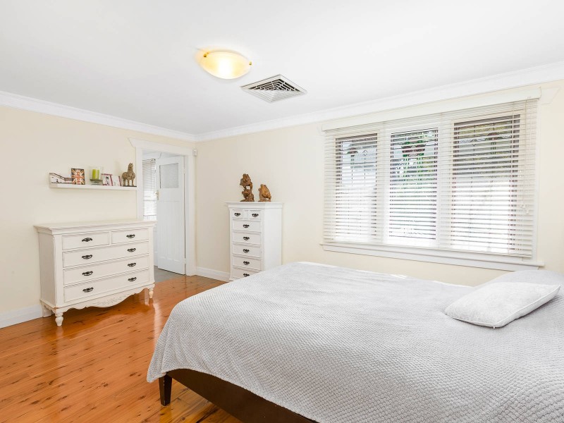 8 Stan Street, Willoughby NSW 2068
