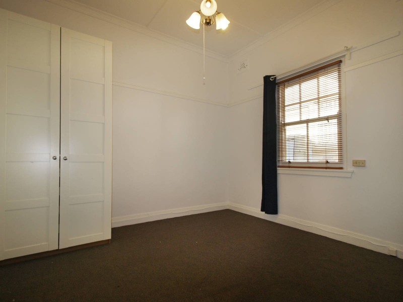 33 Fourth Avenue, Willoughby NSW 2068