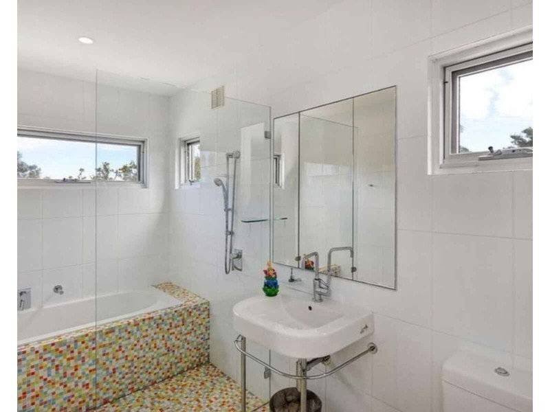 11 The Redoubt, Castlecrag NSW 2068