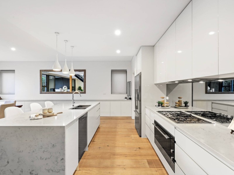 24 Raeburn Avenue, Castlecrag NSW 2068
