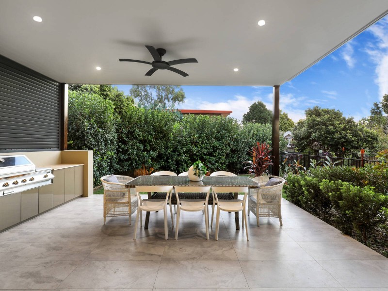 24 Raeburn Avenue, Castlecrag NSW 2068
