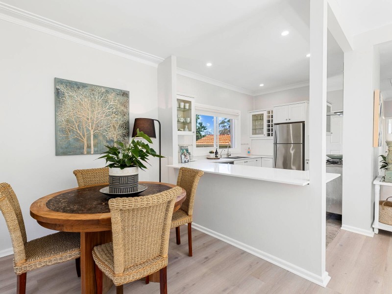 17 Bolwarra Ave, West Pymble NSW 2073