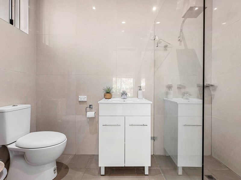 17 Bolwarra Ave, West Pymble NSW 2073