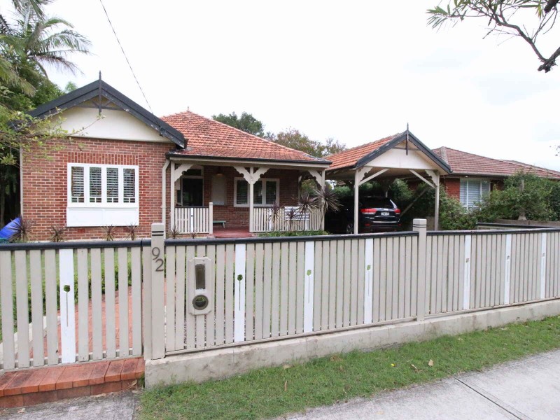 92 Warrane Road, Willoughby NSW 2068