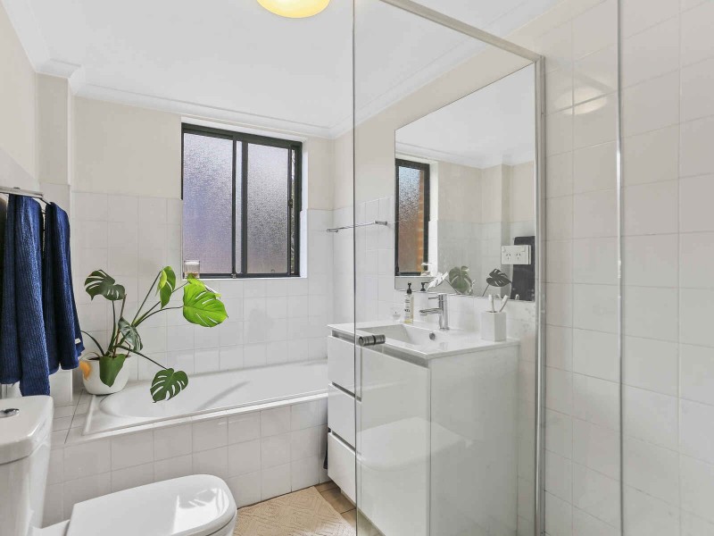 7/16  Sadlier Crescent, Petersham NSW 2049