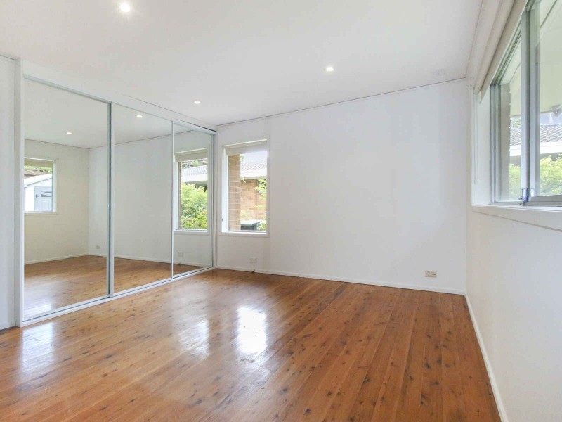 25 Greendale Ave, Frenchs Forest NSW 2086