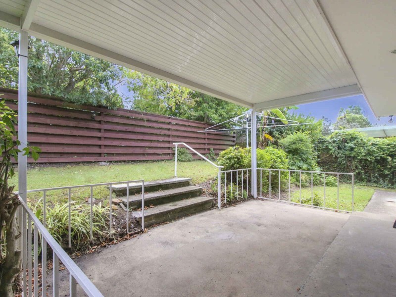 25 Greendale Ave, Frenchs Forest NSW 2086