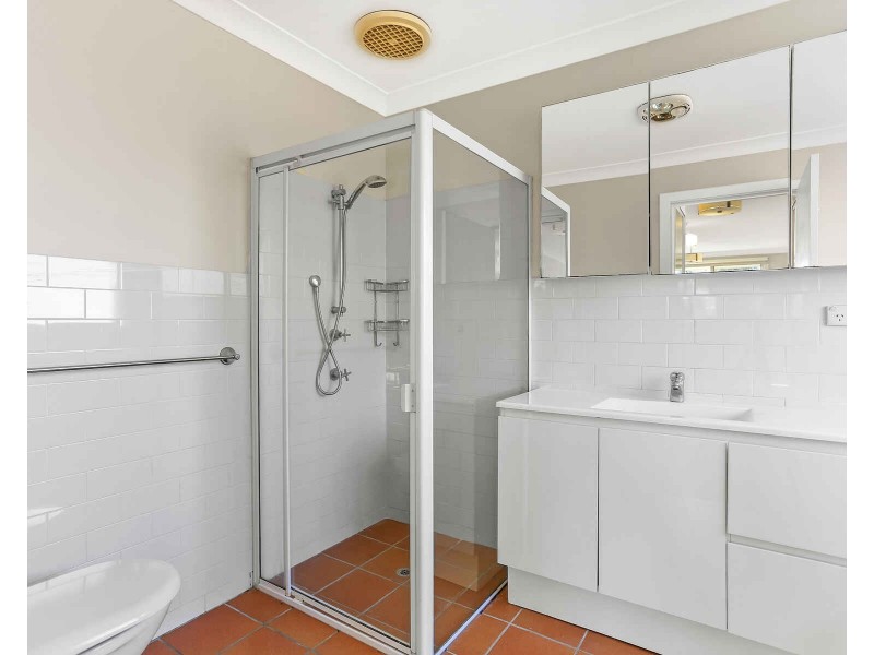 33 Raeburn Street, Castlecrag NSW 2068