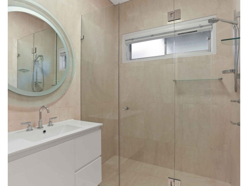 33 Raeburn Street, Castlecrag NSW 2068