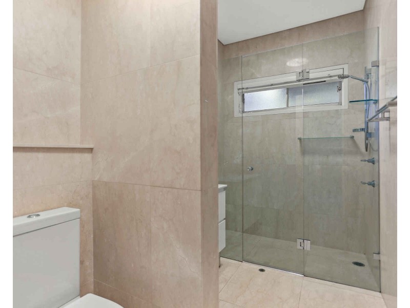 33 Raeburn Street, Castlecrag NSW 2068