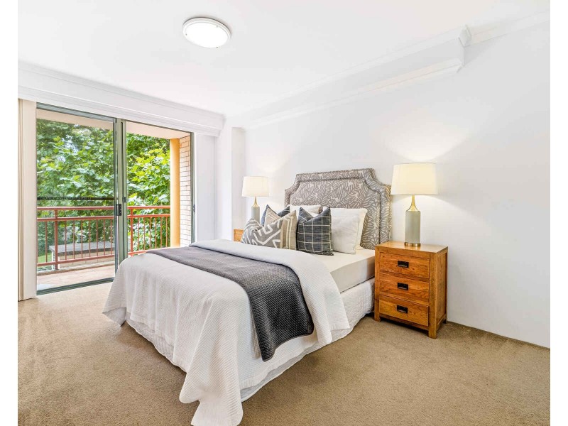 4/15a Herbert Street, Naremburn NSW 2065