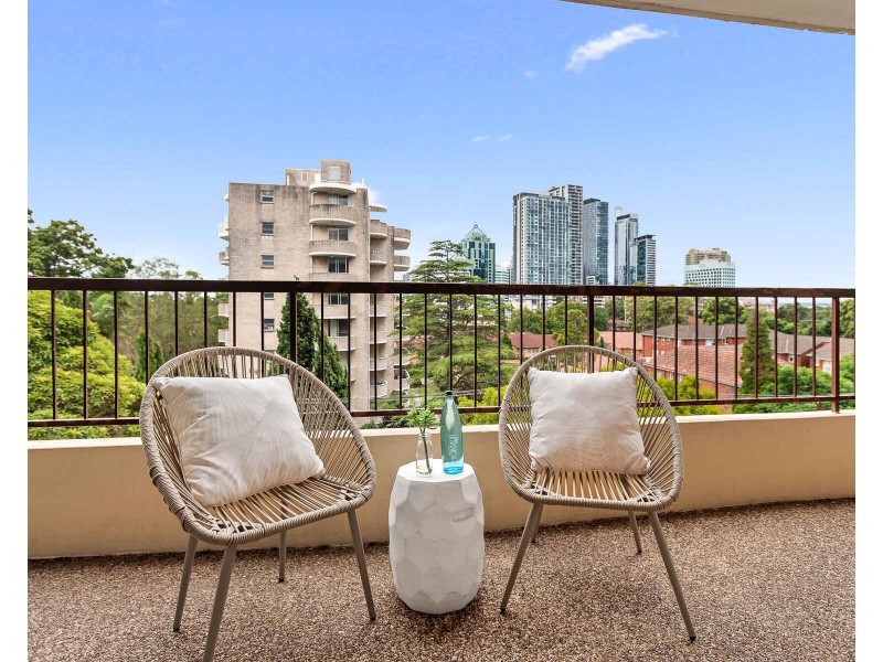 4F/8-12 Sutherland Road, Chatswood NSW 2067