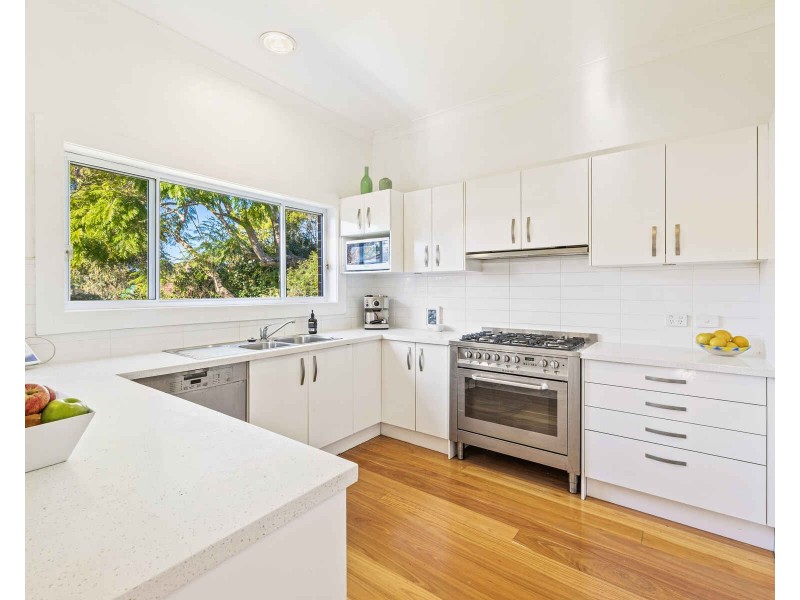 25 Ferncourt Avenue, Roseville NSW 2069
