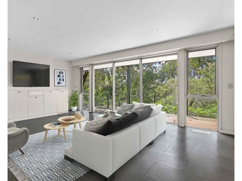 11 The Redoubt, Castlecrag NSW 2068