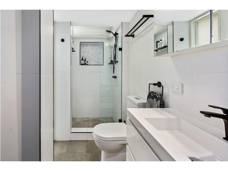 11 MacKenzie Street, Rozelle NSW 2039