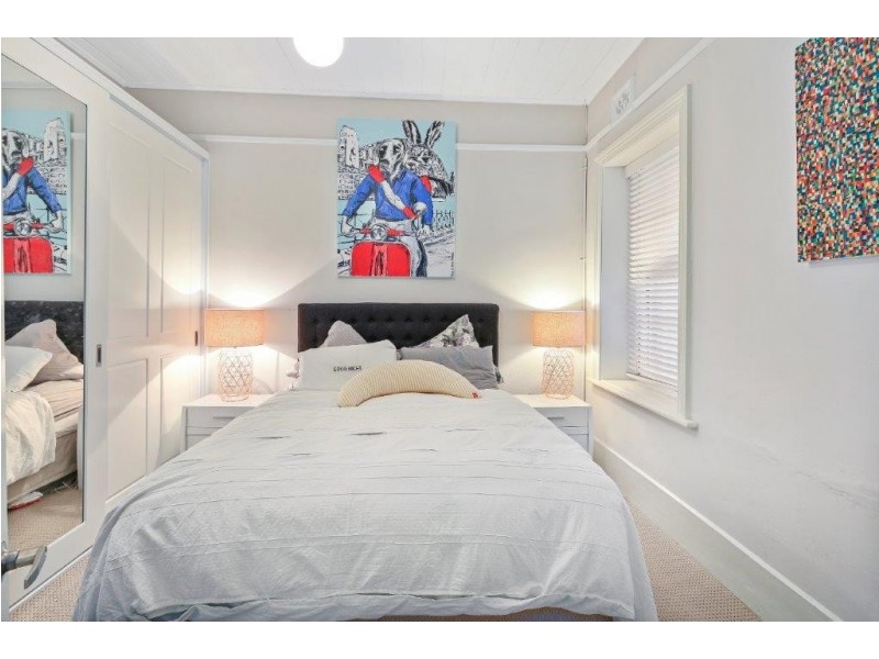 11 MacKenzie Street, Rozelle NSW 2039