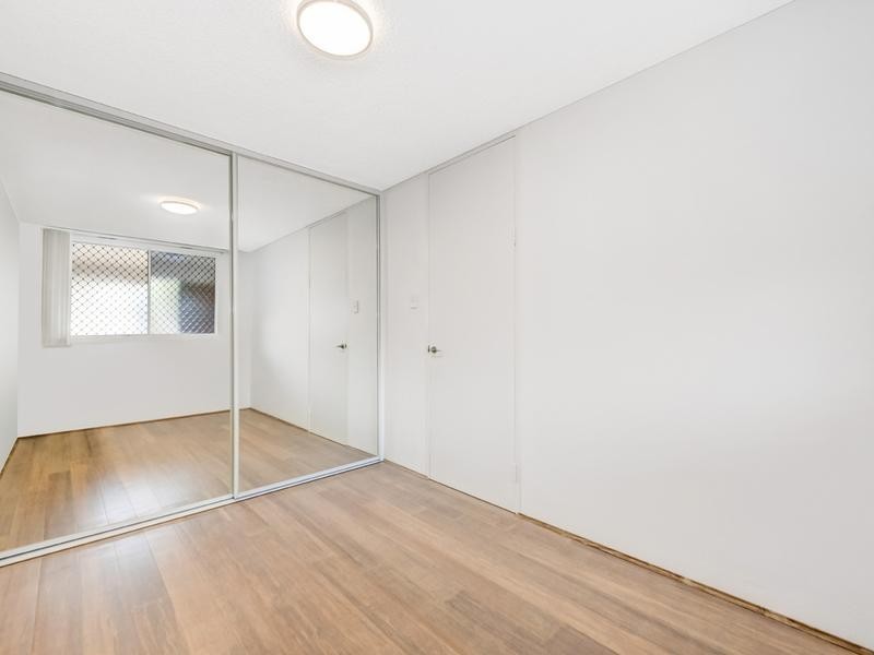 34/3 Gallimore Avenue, Balmain East NSW 2041