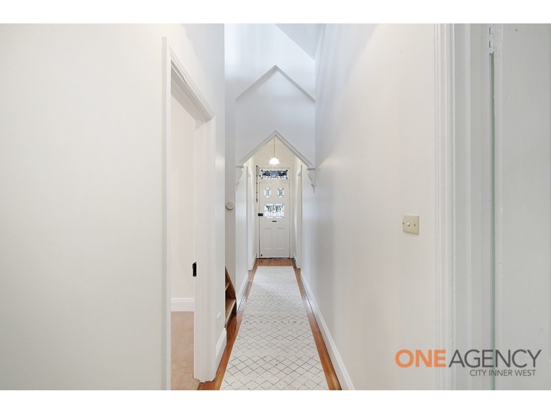 8 Mackenzie, Rozelle NSW 2039