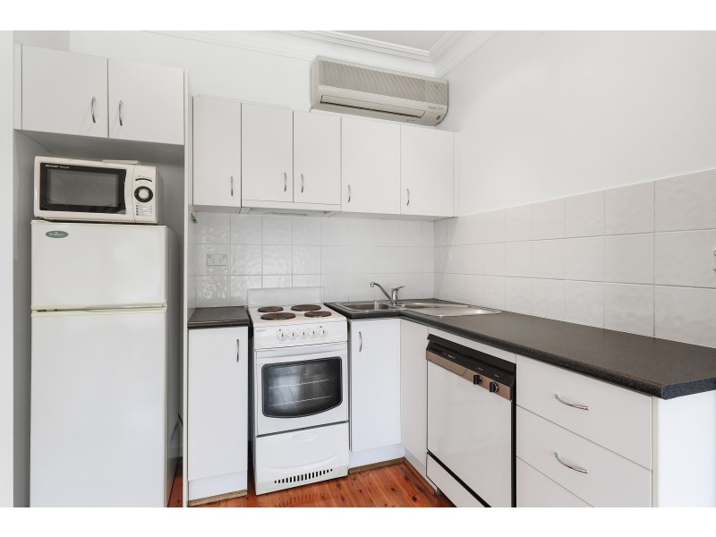 1/112 River Road, Greenwich NSW 2065