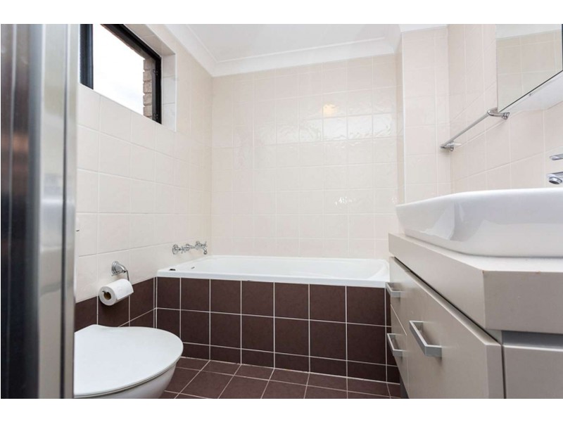 4/43 Ewart Street, Marrickville NSW 2204