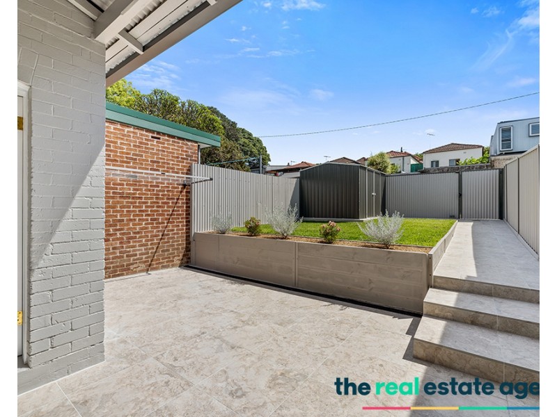 22 Clarendon Road, Stanmore NSW 2048