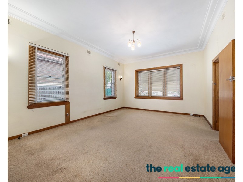 36 Sunbeam Ave, Burwood NSW 2134