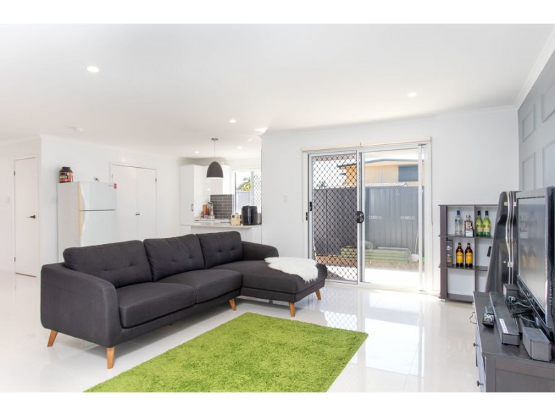 77a Aquarius Drive, Kingston QLD 4114