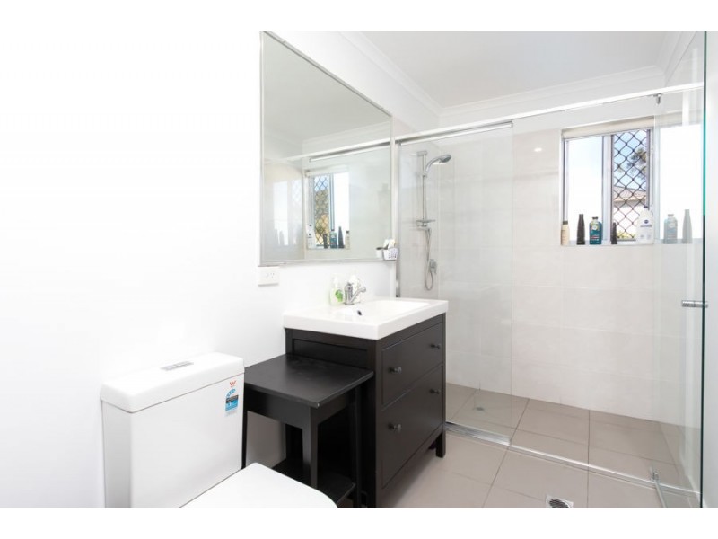 77a Aquarius Drive, Kingston QLD 4114