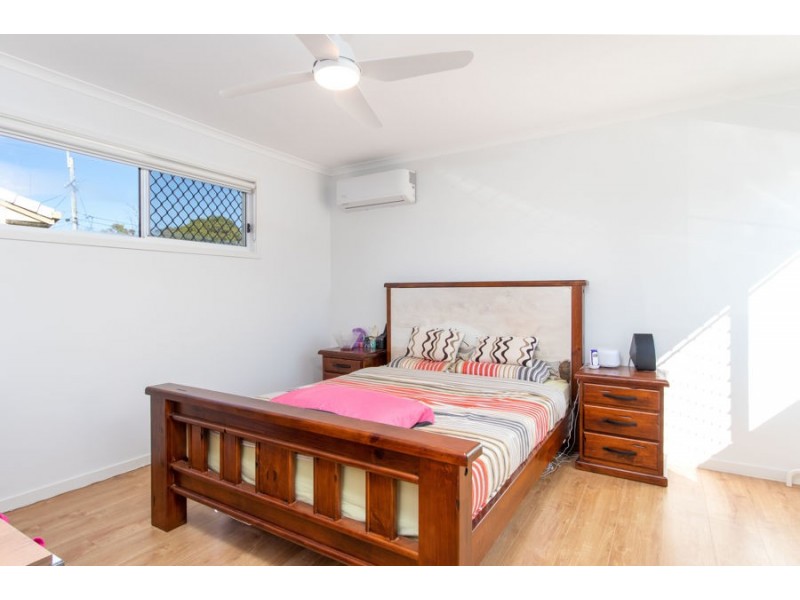 77a Aquarius Drive, Kingston QLD 4114